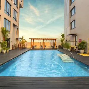 https://muthoot-plaza.kerala-hotels.net