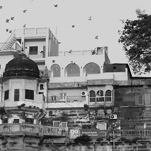 Hotel Dwivedi Elena Varanasi