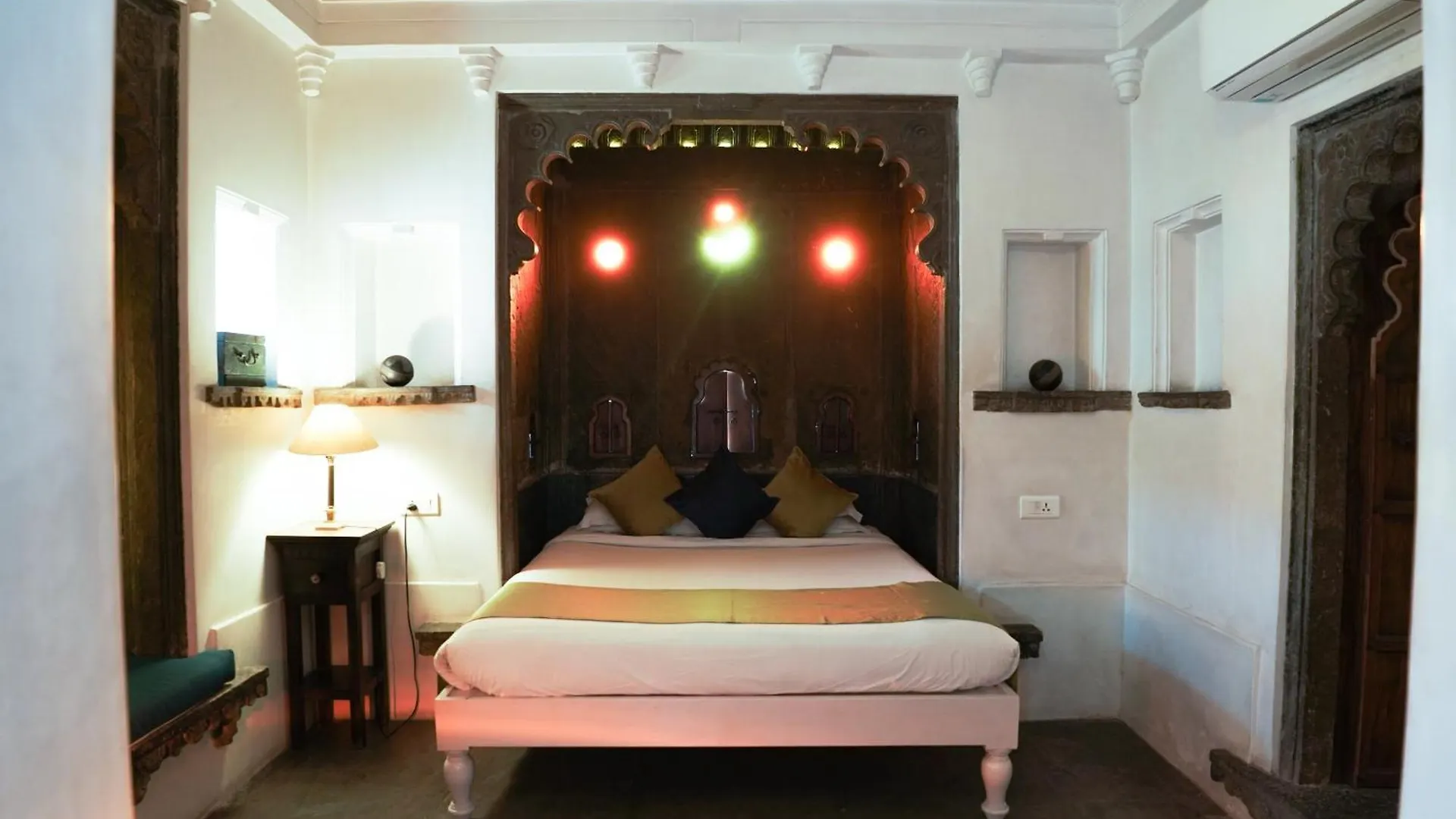 Отель Madri Haveli Удайпур 3*,